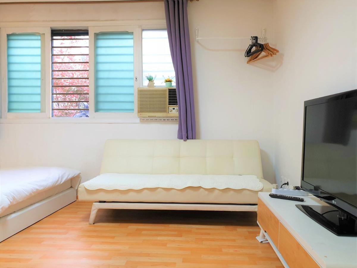 Apartment Ewha *