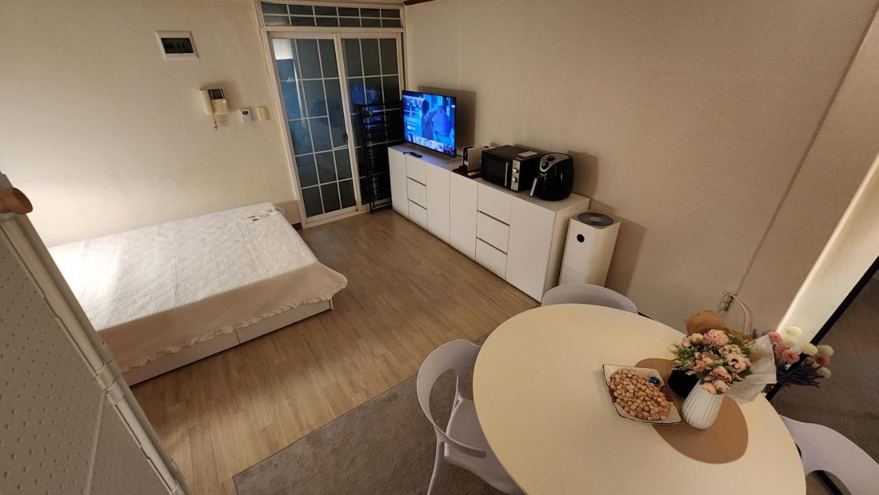 Middle Option One-room, Exclusive Use, Public Transportation 5 Minutes Away * Seoul