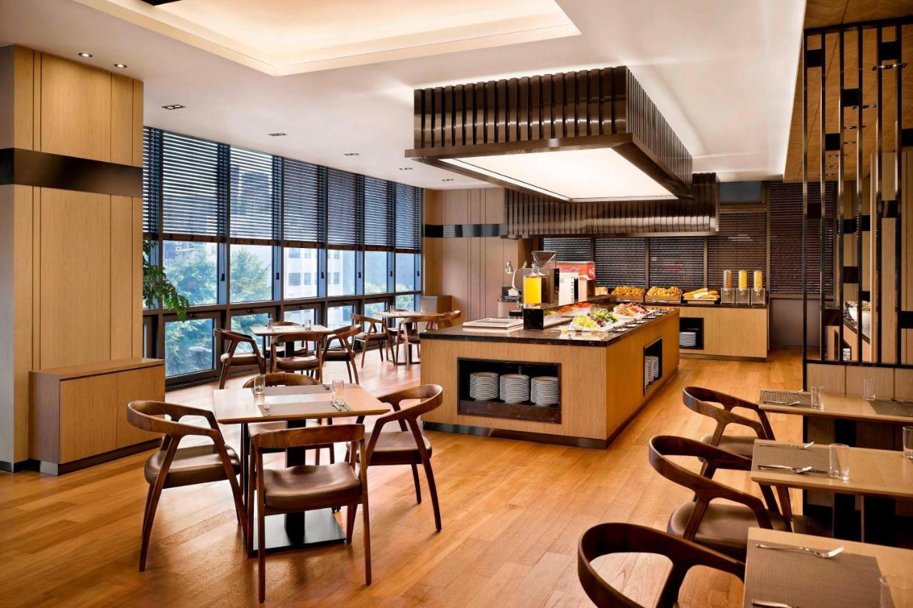 Fairfield By Marriott Hotel 4*