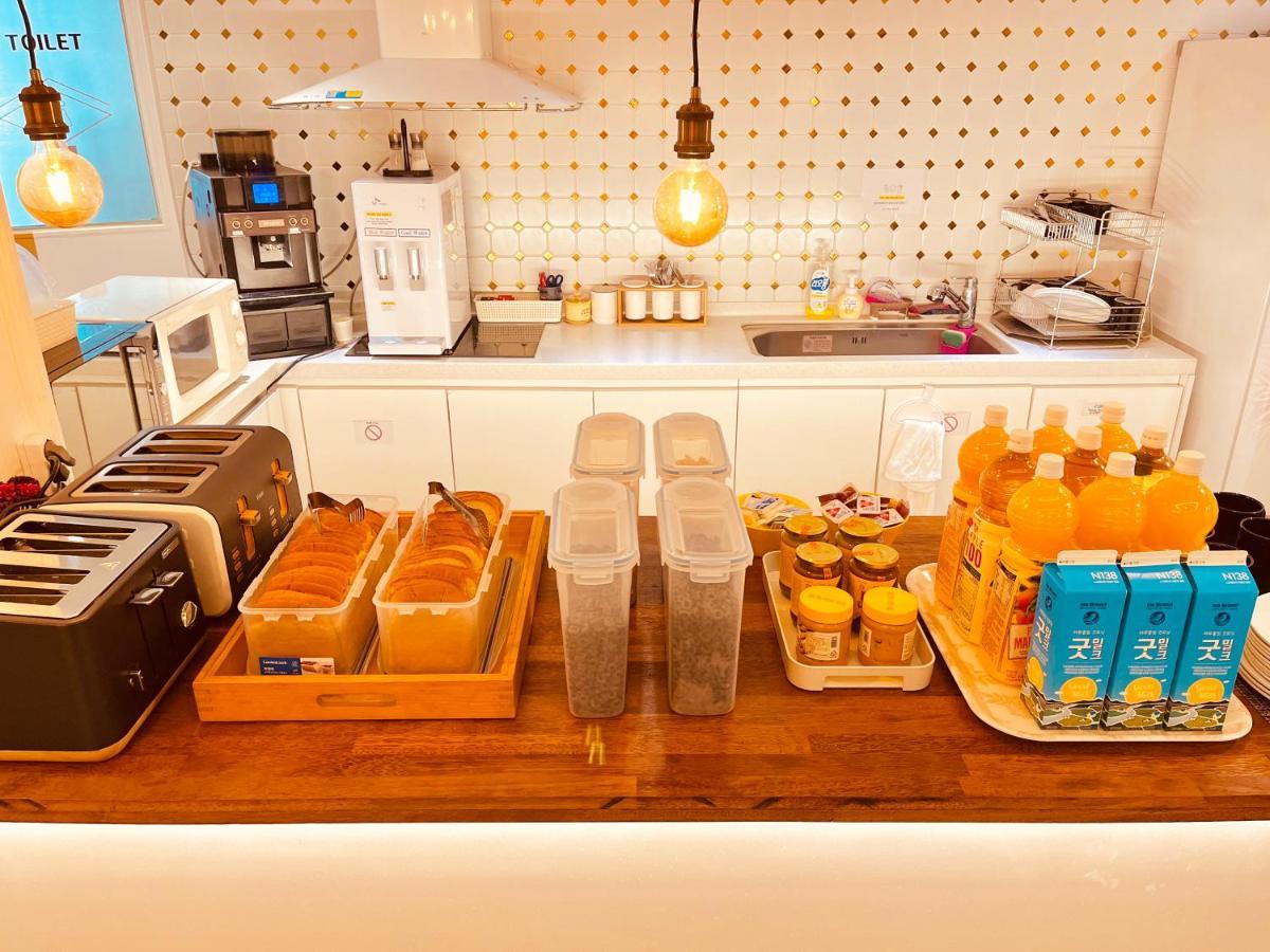 Hostel Oyo Myeongdong 5 Seoul