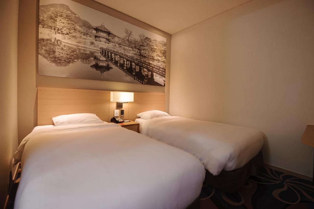 Travelodge Myeongdong Euljiro 4*