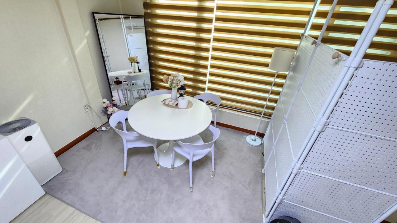 Middle Option One-room, Exclusive Use, Public Transportation 5 Minutes Away Villa Seoul