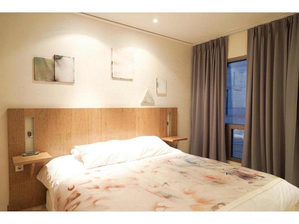 The Win Art House Apartment
