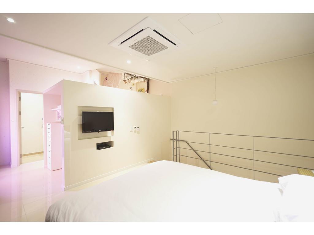 Apartment The Win Art House *