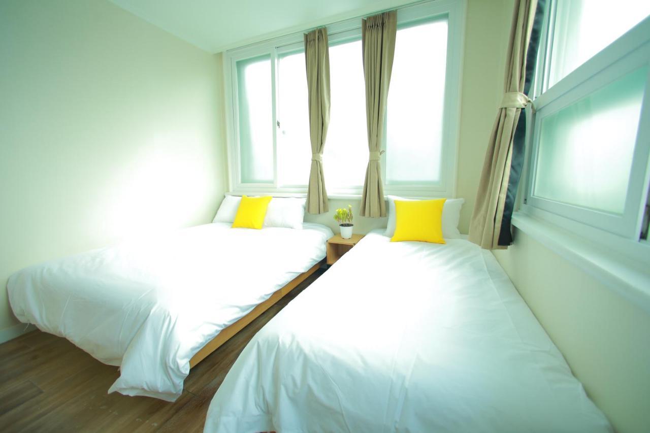 Slow Vibe Myeongdong Guest house