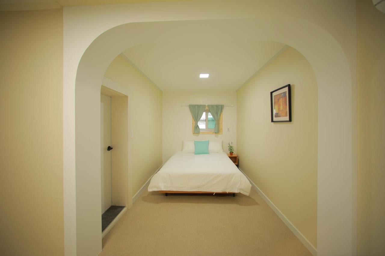 Slow Vibe Myeongdong Guest house Seoul