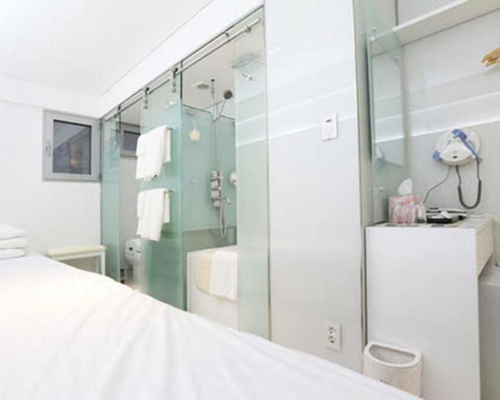 Lookhome Myeongdong Rumah tetamu