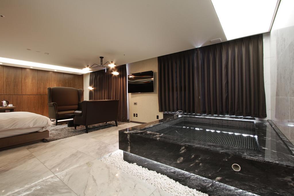 Richwell Hotel Seoul