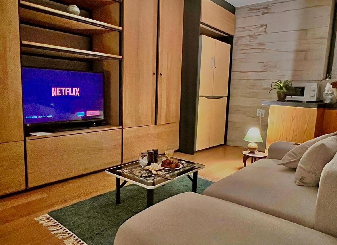 Korean Traditional Terrace House Apartment Seoul