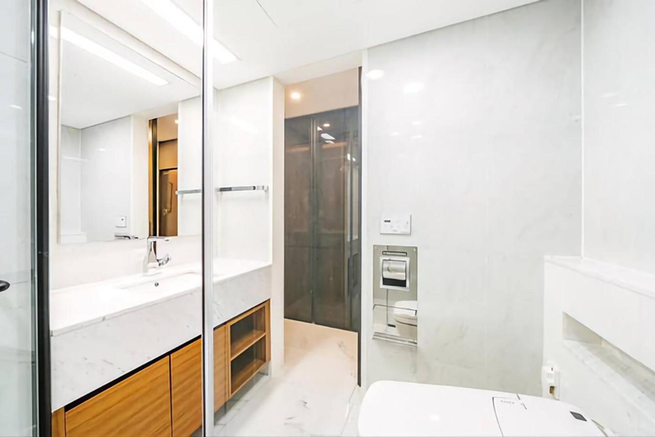 Uh Flat The Seocho Apartment Seoul