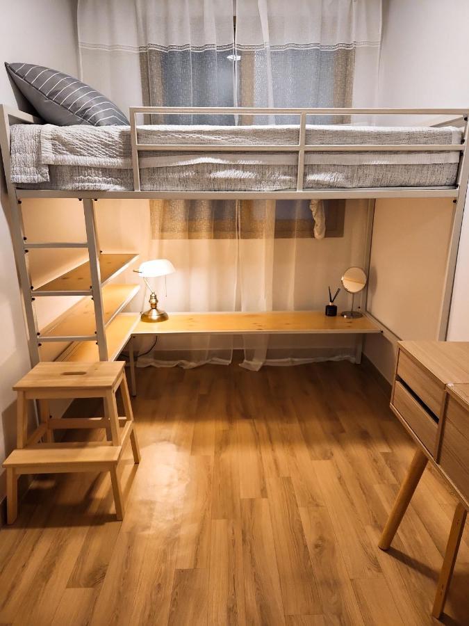 3 rooms for rent near mapo-gu office station, mapo-gu, seoul Pousada