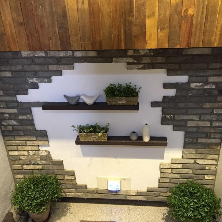 Woo Guest house