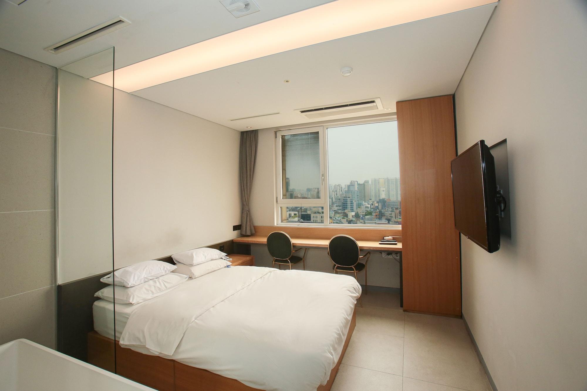 The Designers Hongdae Hotel