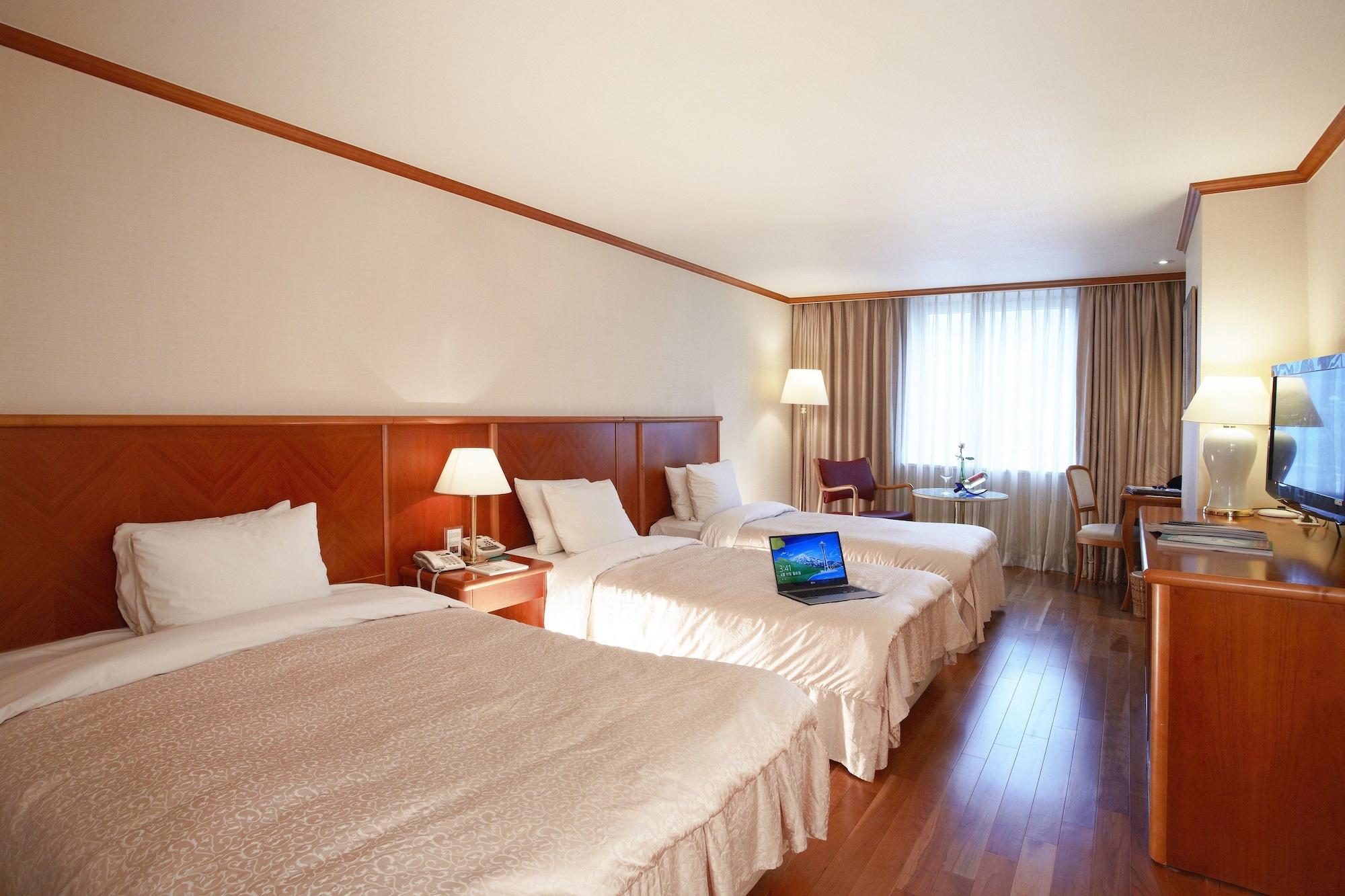 Sejong Myeongdong 4* Seoul