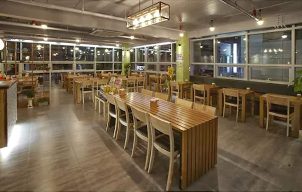 Hotel The Myeongdong 3*