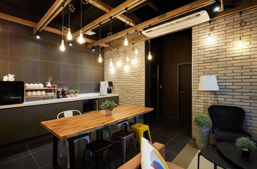 Hotel Cleo Hongdae