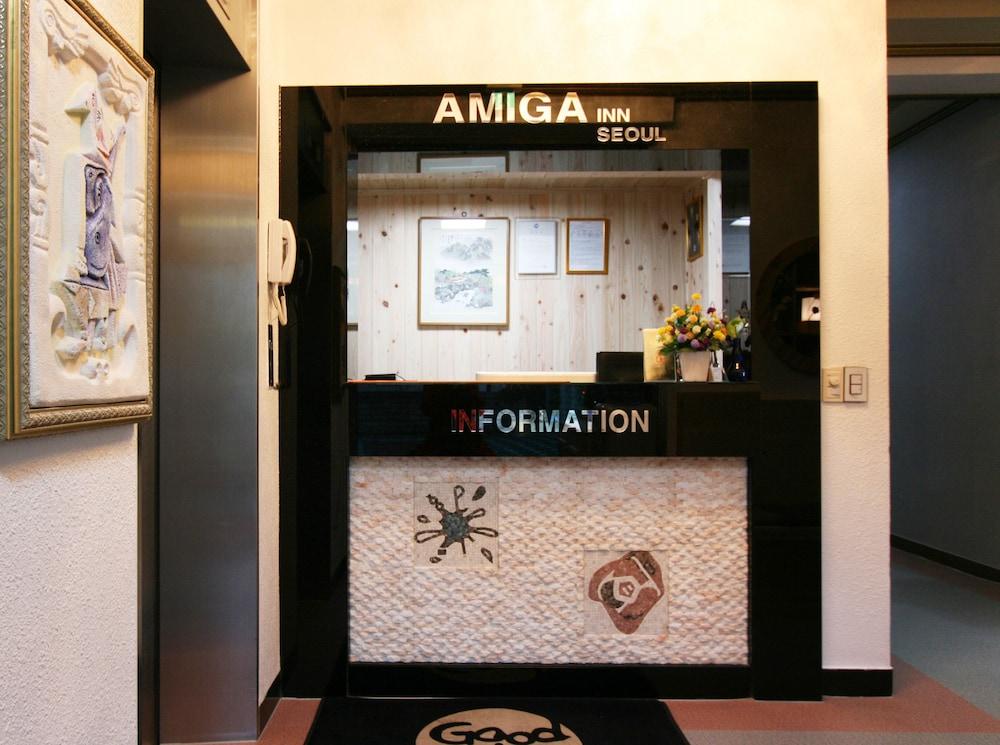 Amiga Hotel 3*