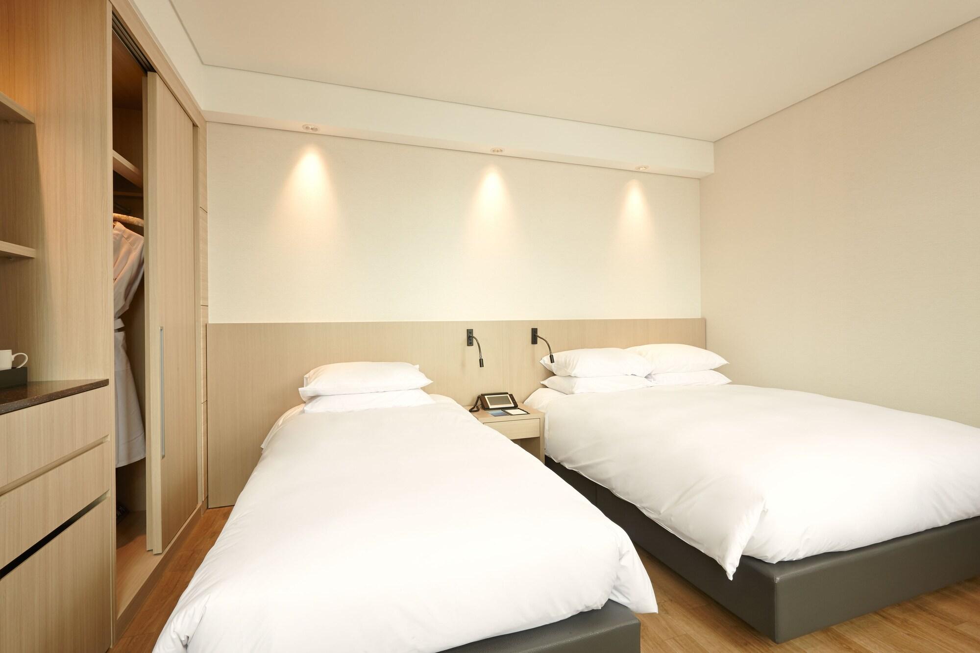 Hotel Mayplace 4*