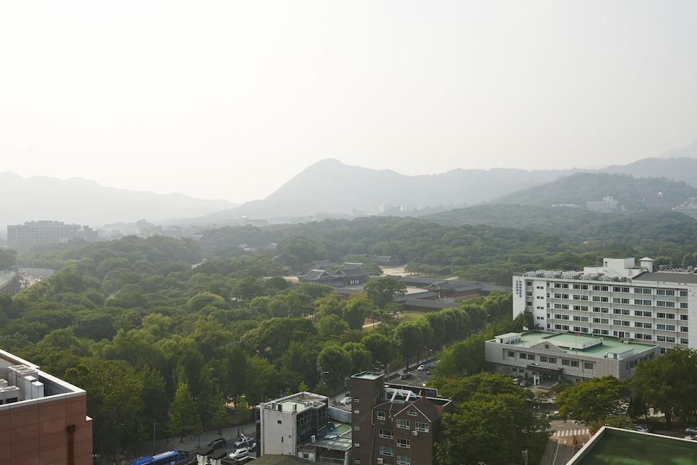 Mayplace Hotel 4*