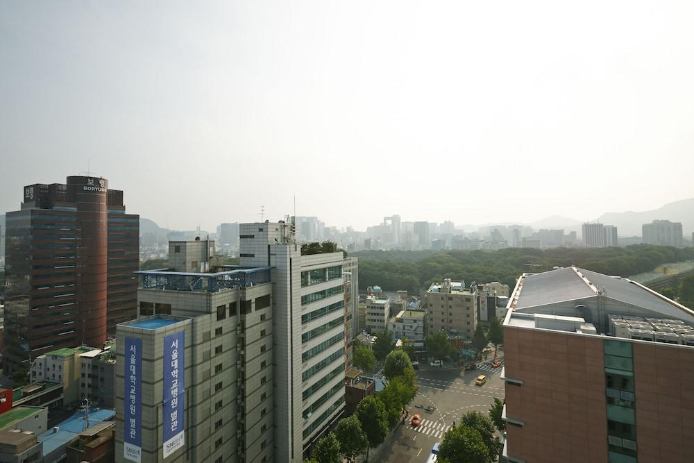 Mayplace Hotel 4*