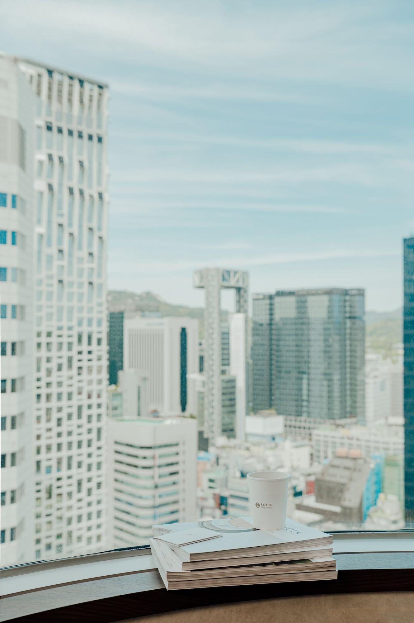 Hotel Lotte Myeongdong 4*