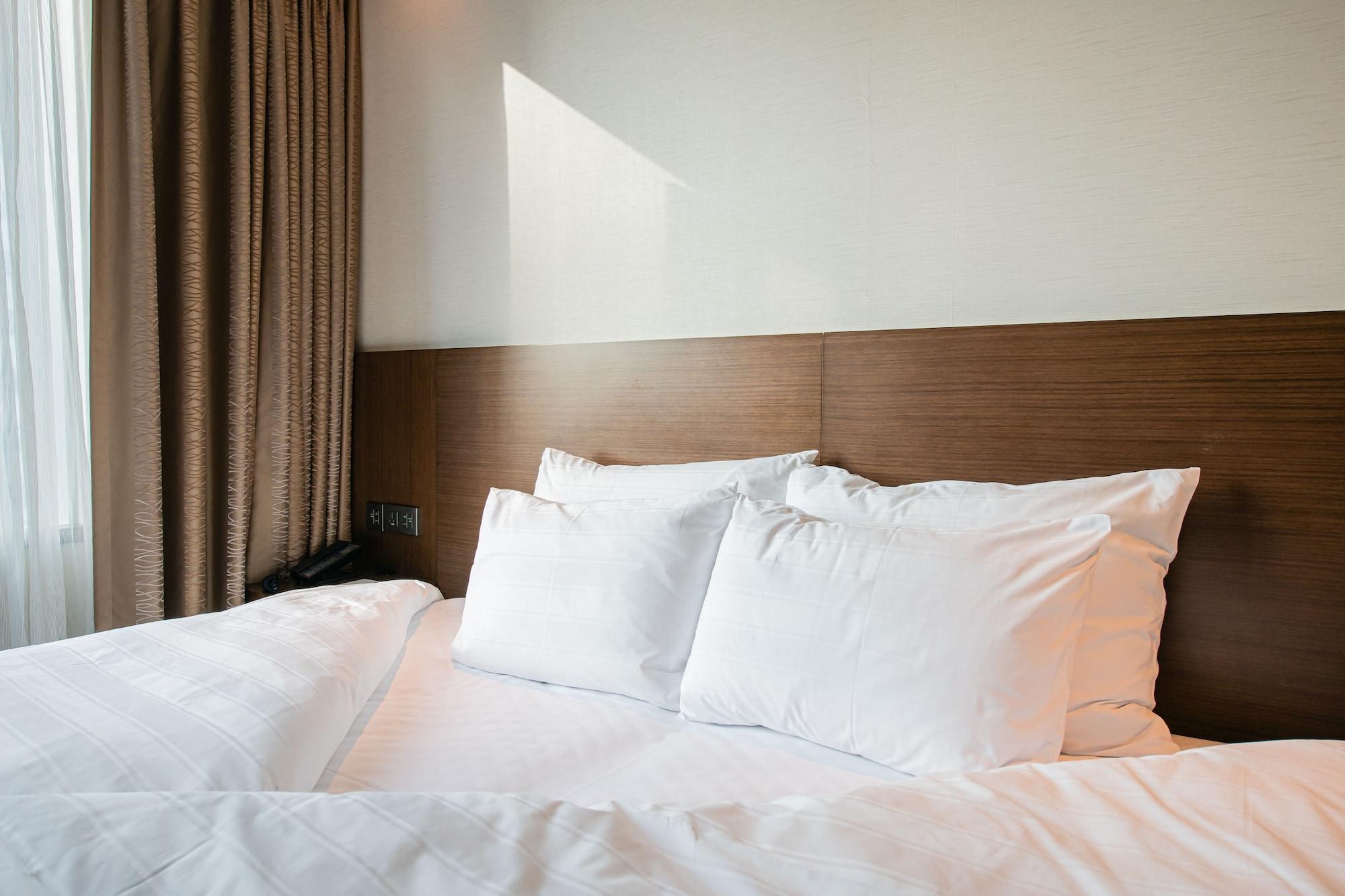 Lotte Myeongdong Hotel