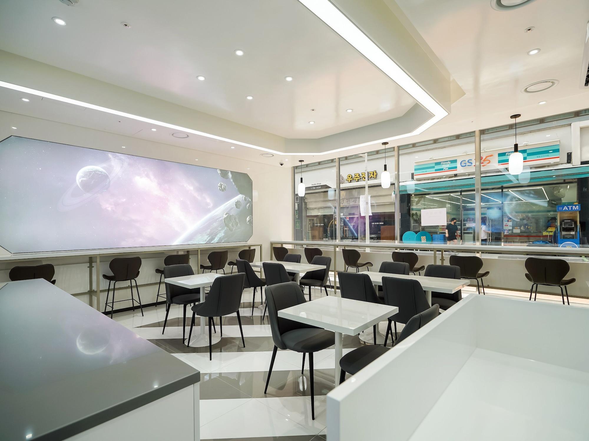 Hotel Henn Na Myeongdong Seoul