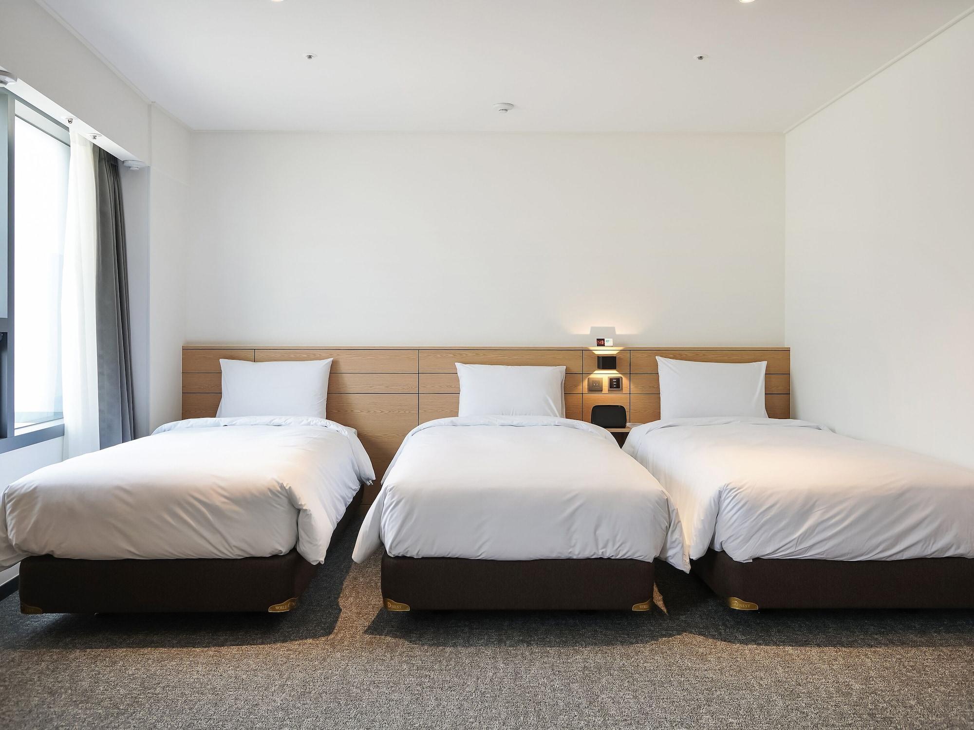 Henn Na Myeongdong 4* Seoul