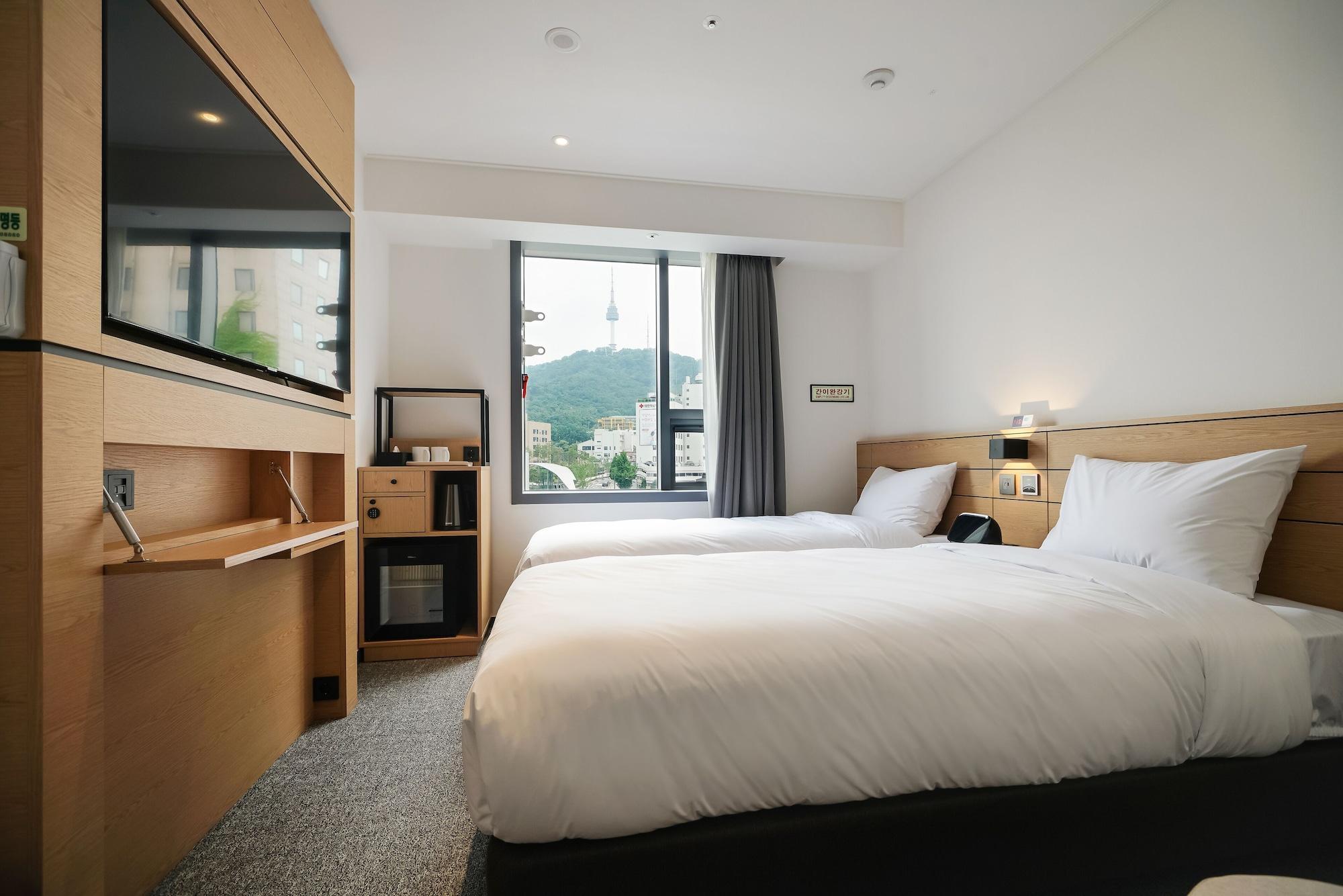 Henn Na Myeongdong Hotel Seoul