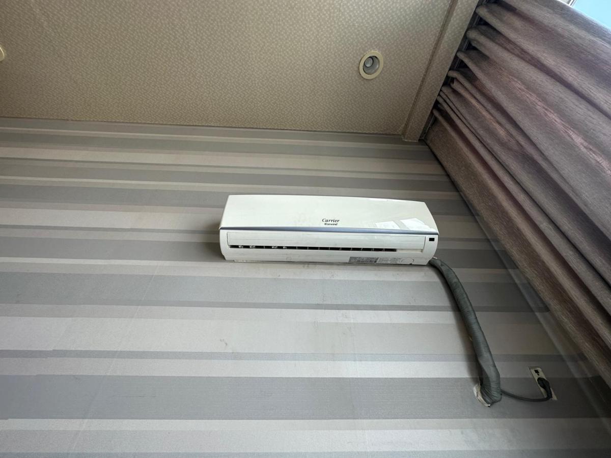 Hongdae Guesthouse2 1min From Hongik Uni Station Exit #1 Apartment Seoul