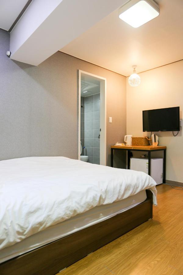 3 Guestehouse Hostel