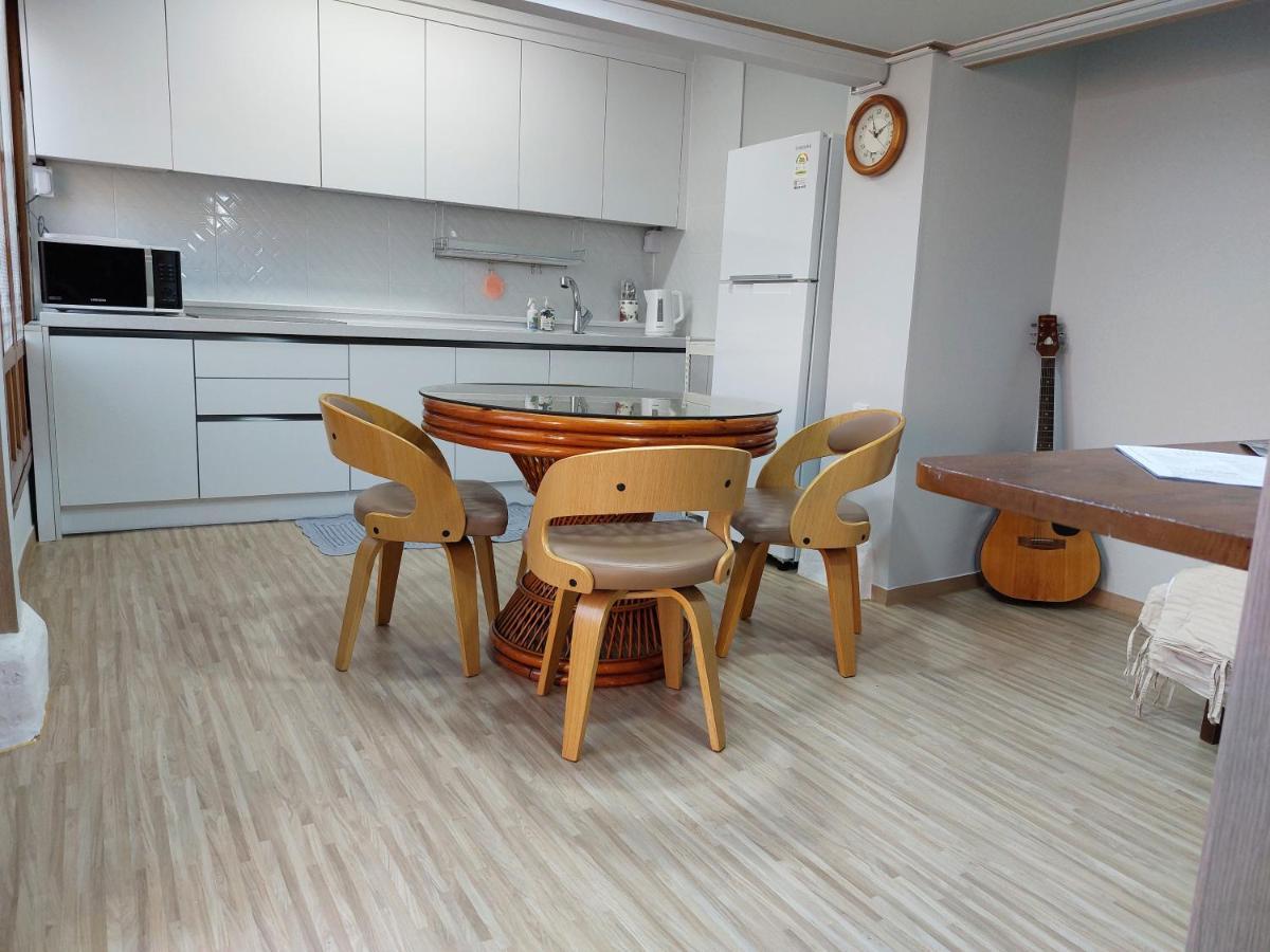 Guest house Leedo Hanok