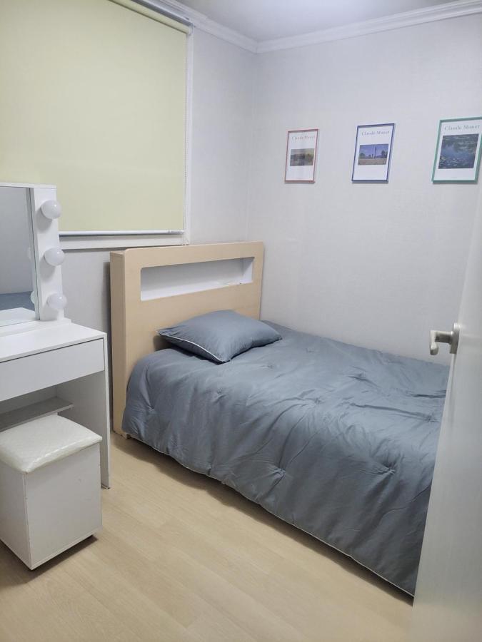 Newly Renovated 2 Bedroom #7 Apartment