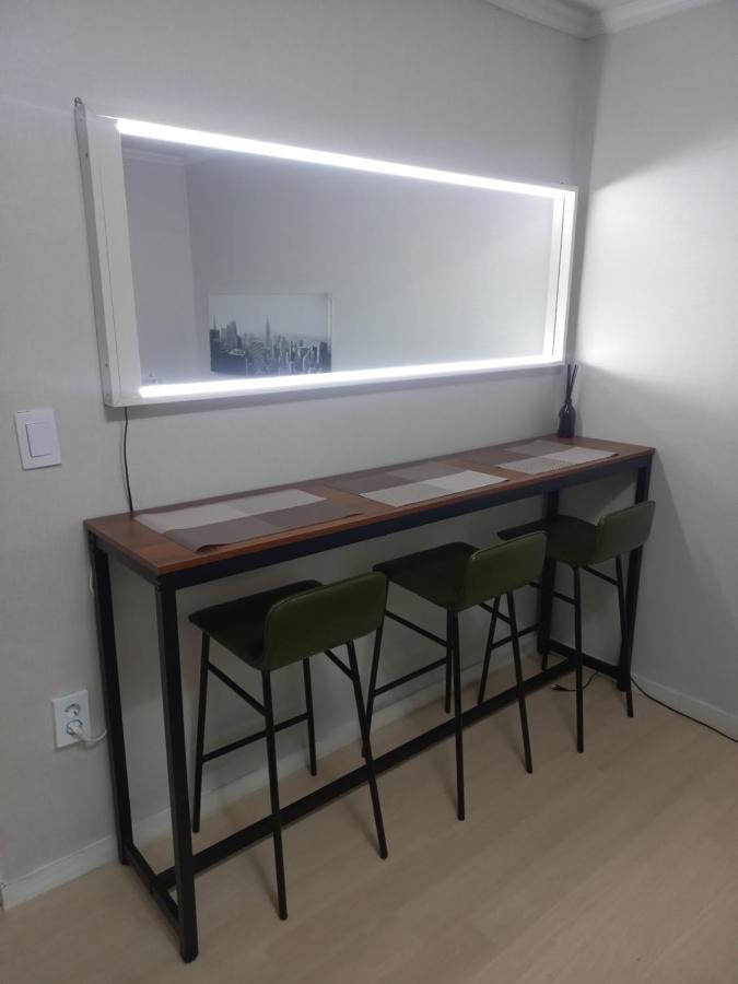Newly Renovated 2 Bedroom #7