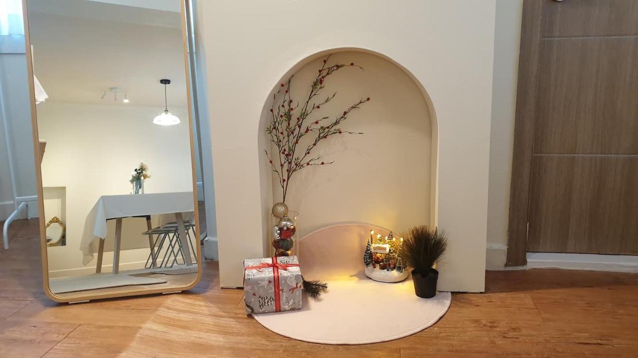 Apartment Space Epiphany *