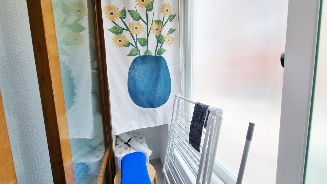 Hongdae&sinchon 10min Cozy House With 2 Bedrooms Pangsapuri Seoul