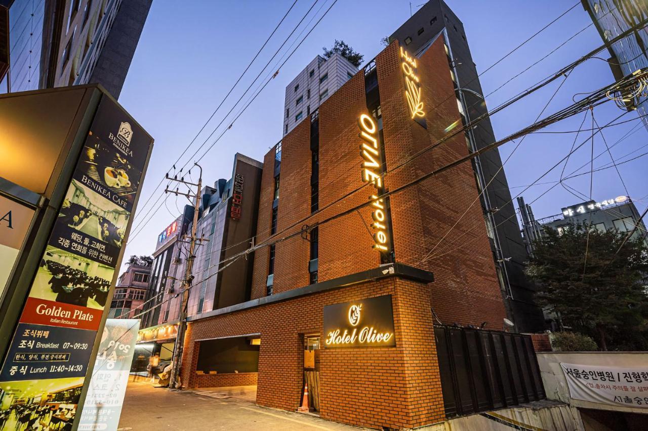 Jongno Olive *