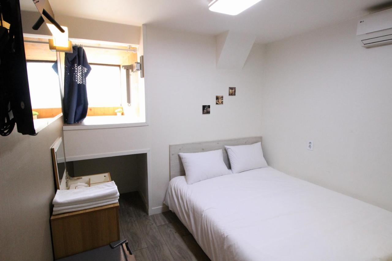 Hotel Golden Park Myeongdong Seoul