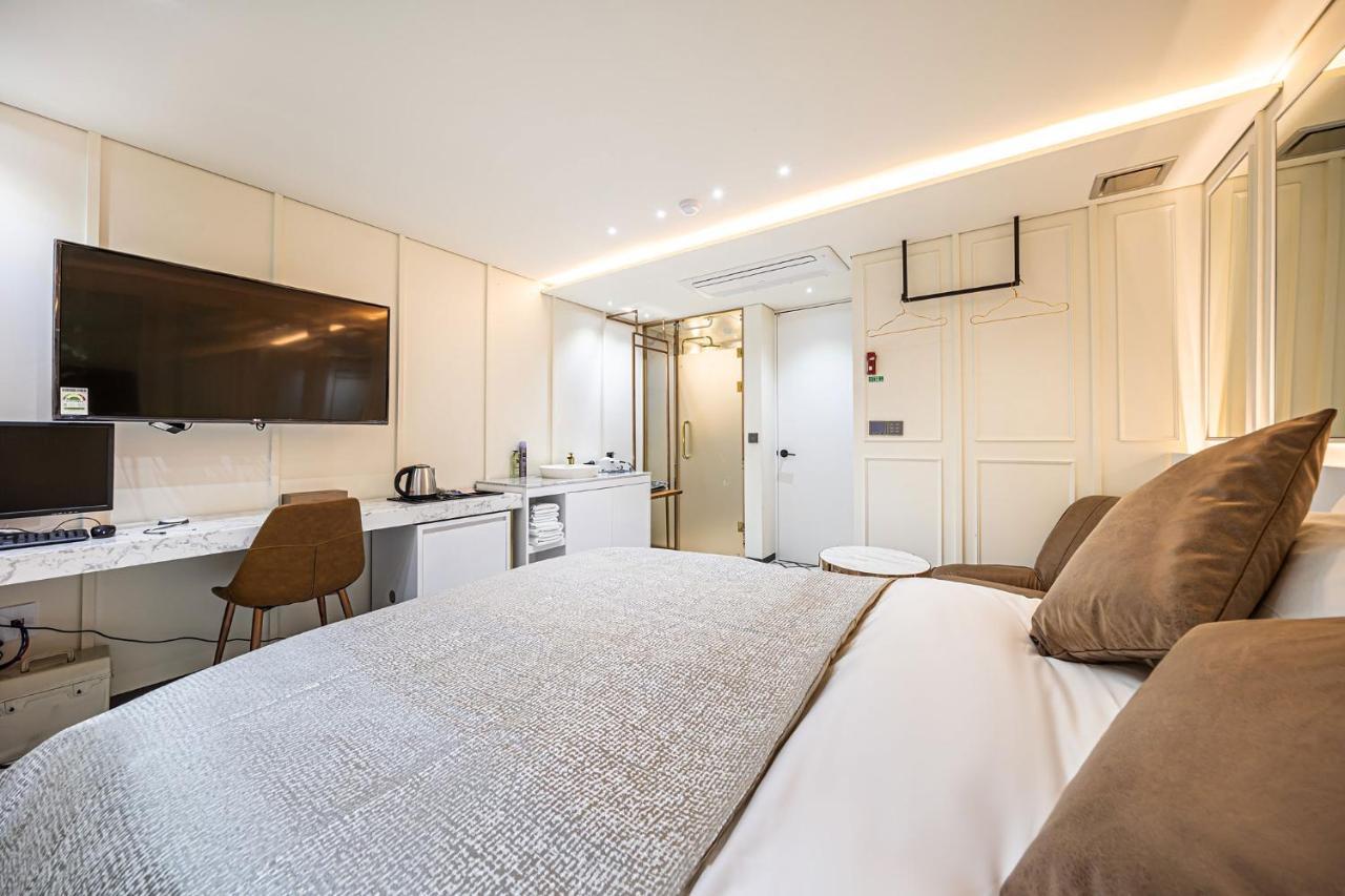 Jongno Olive Hotel *