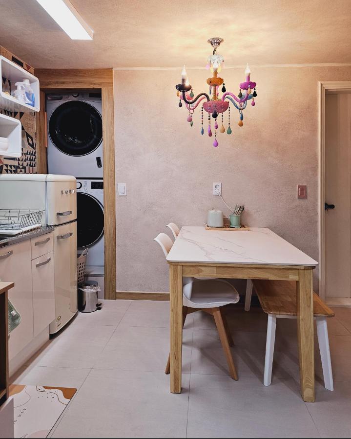 Close To Gangnam, Coex, Asan Medical Centar & Luxury Near Lotte World, Free Korean Ramen Seul