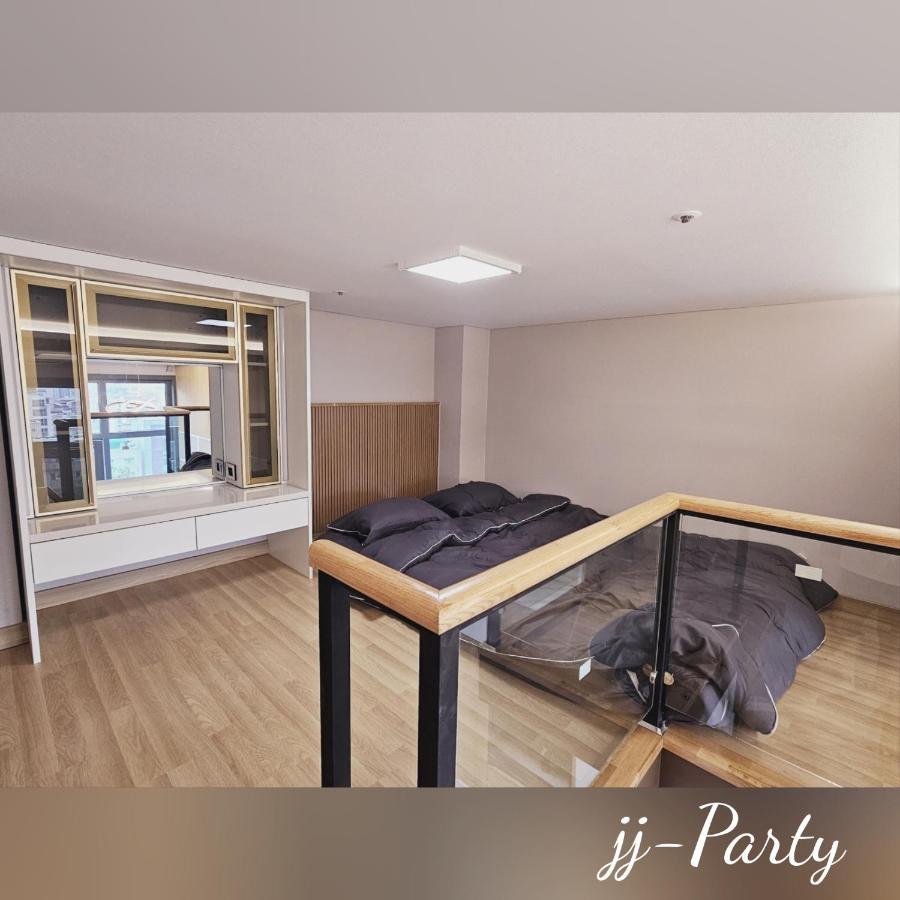 Apartment Luxury Near Olympic Park, Asan Medical Center, Lotte World Tower, Free Korean Ramen Seoul