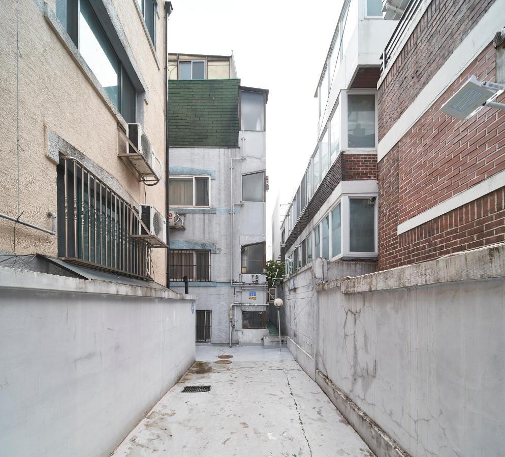 Jinsim House In Hongdea * Seoul
