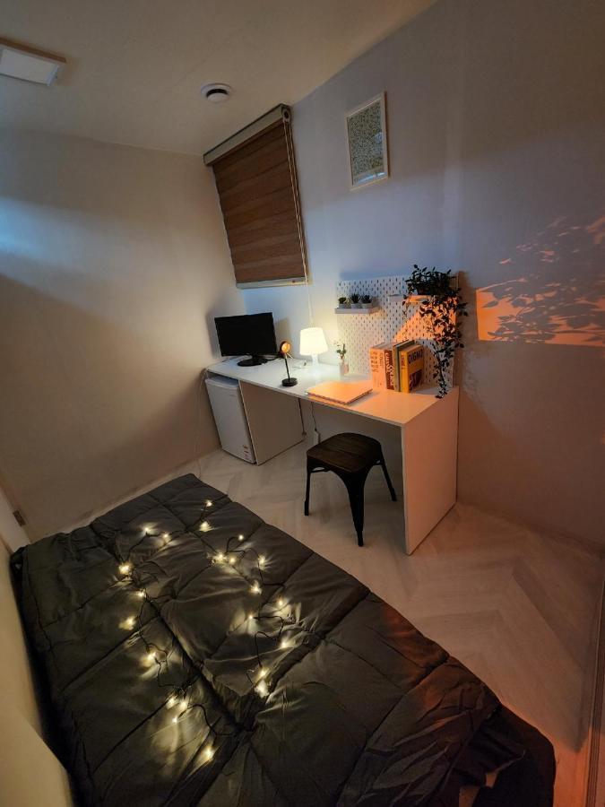 Hostel Friends Yul For Men