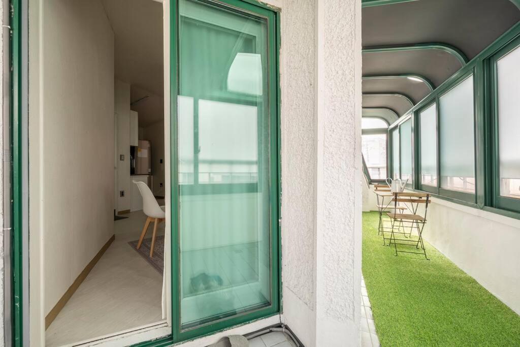 Hongdae Modern House