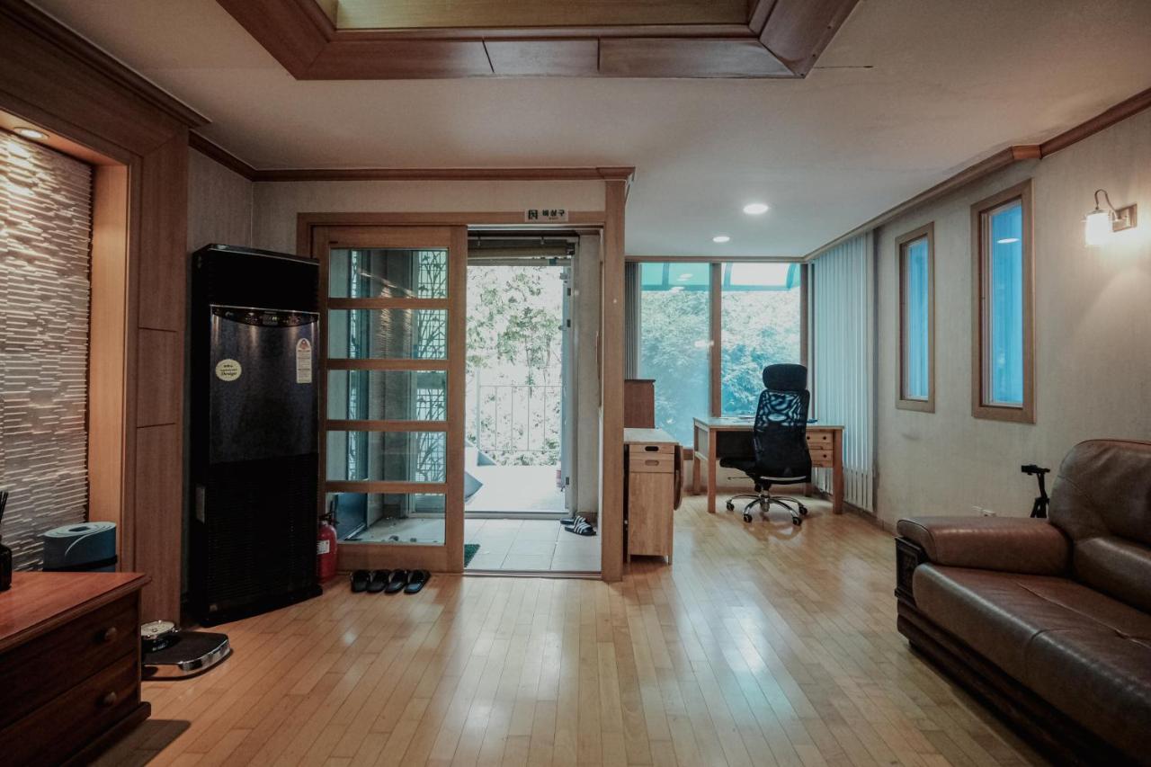 Pangsapuri Yeonnam-dong Edge House_honeymoon Yeonnam Seoul
