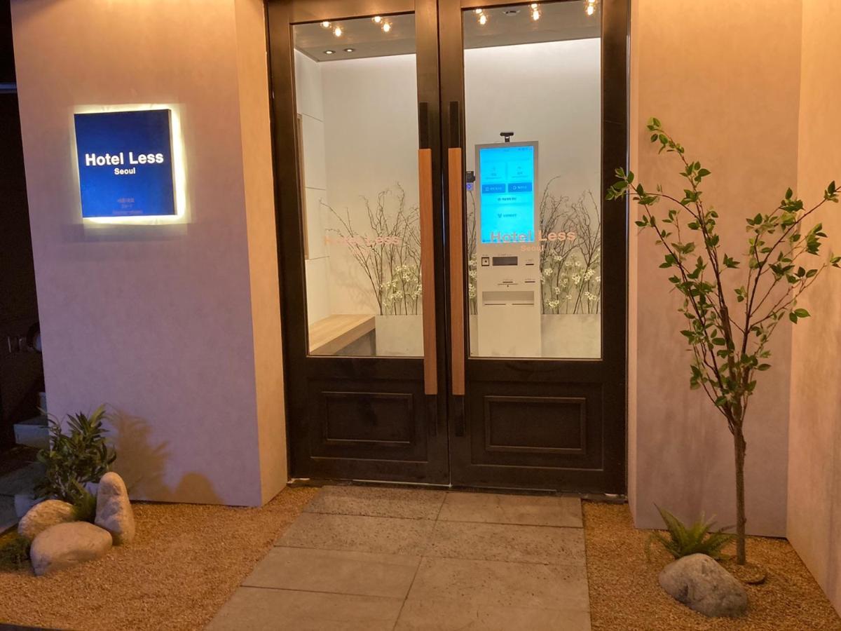 Less Hotel