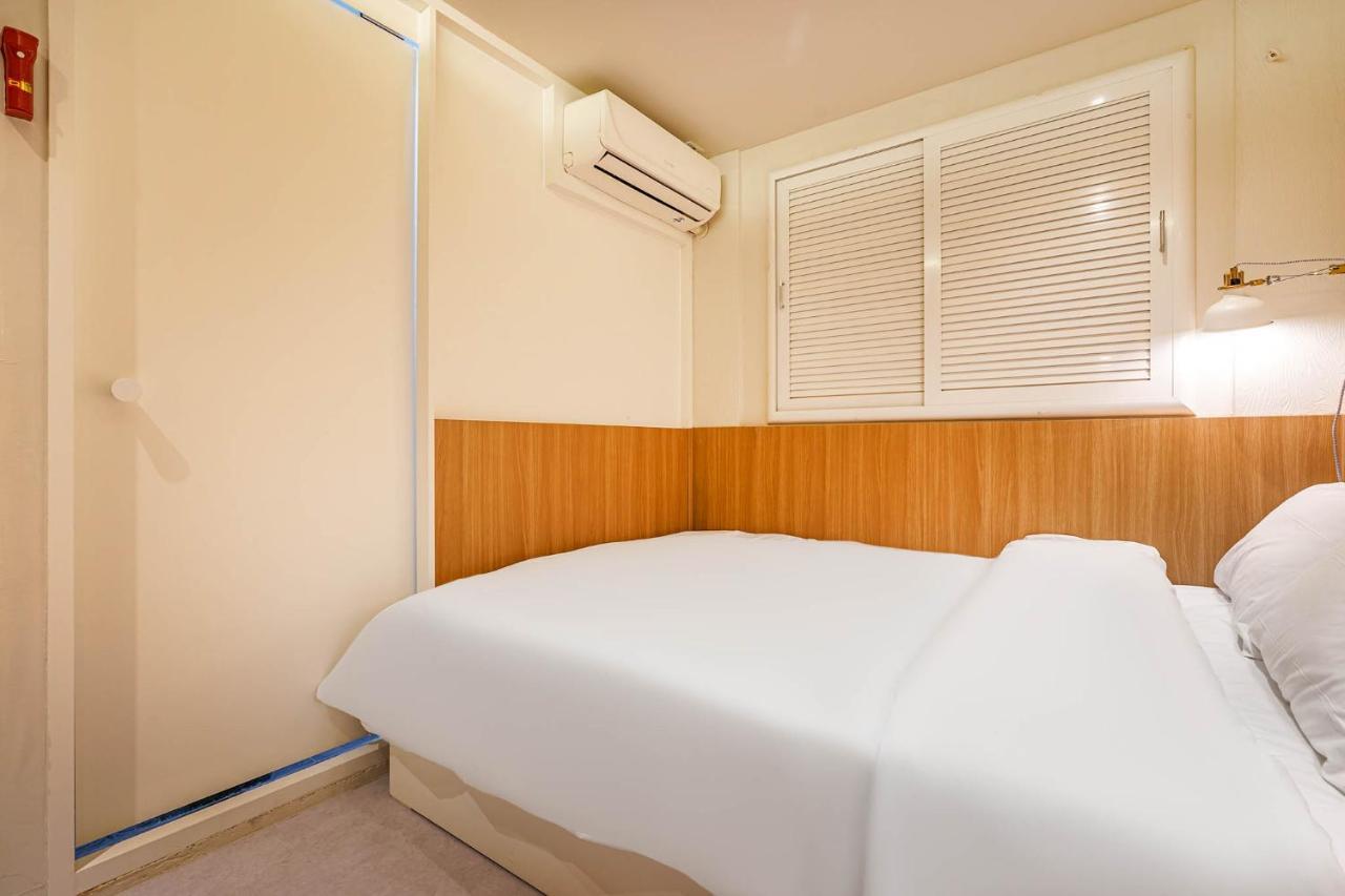 Hotel Less Seoul