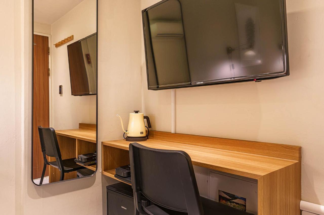 Hotel Less Seoul