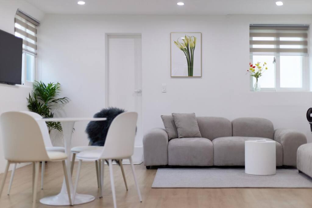 Villa 3room+2bathroom Hongdae 1exit