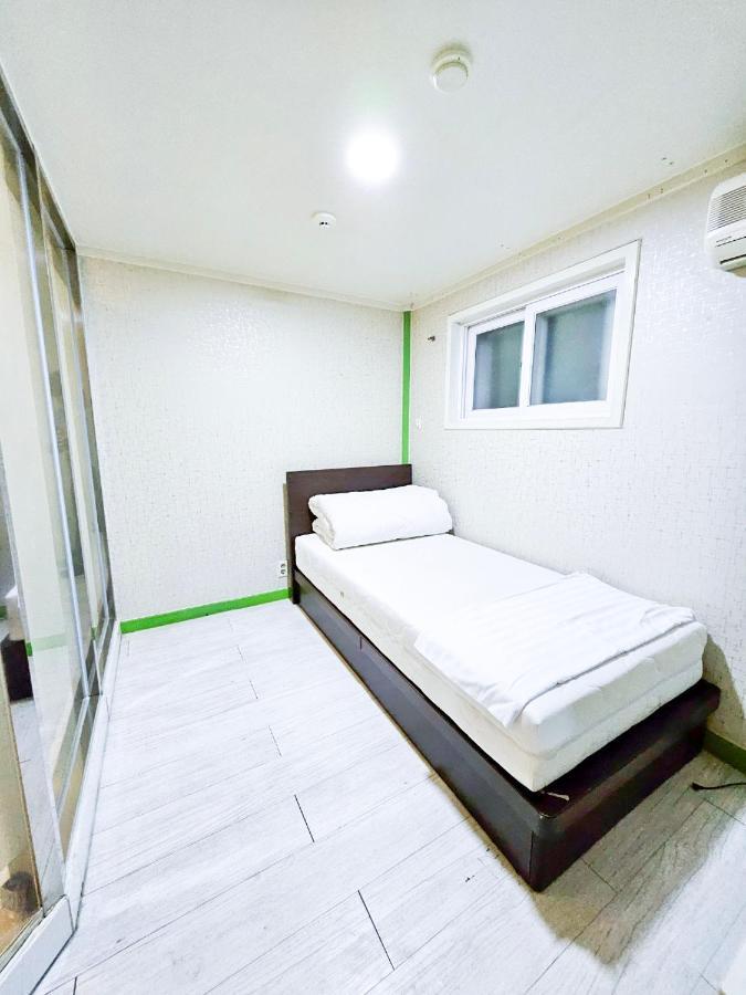 Travelers A Korea Albergue *